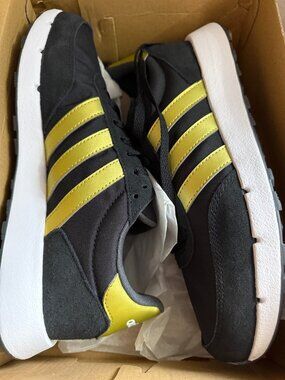 NWT Adidas Run 60s 2.0 Black Gold Retro Sneakers Women's 9.5 / Men's 8.5